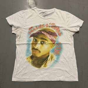 Tupac shirt